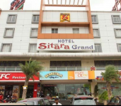 Hotel Sitara Grand-1